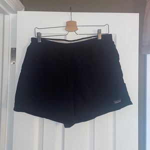 Patagonia Baggies, size L, black, womens